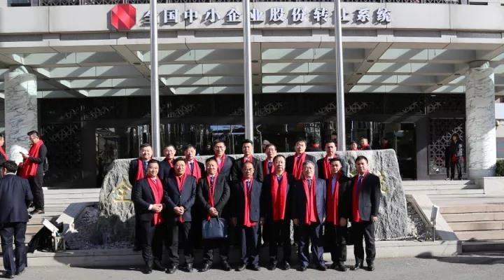 637387847503-01.jpg undefined