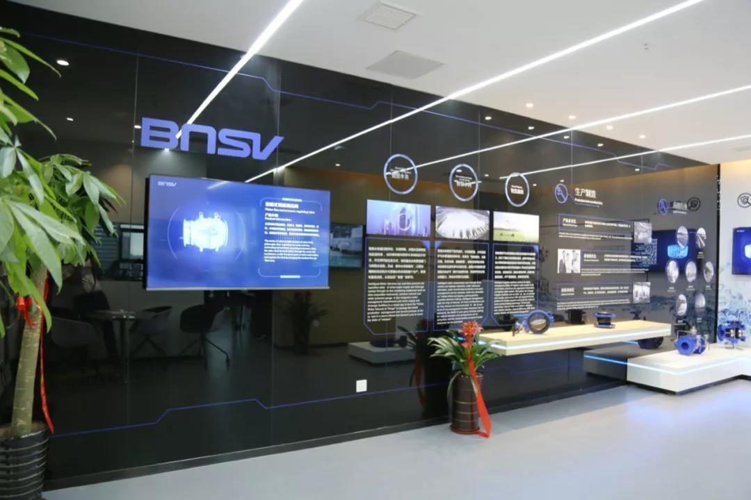 6373929946503611964487021.jpg undefined